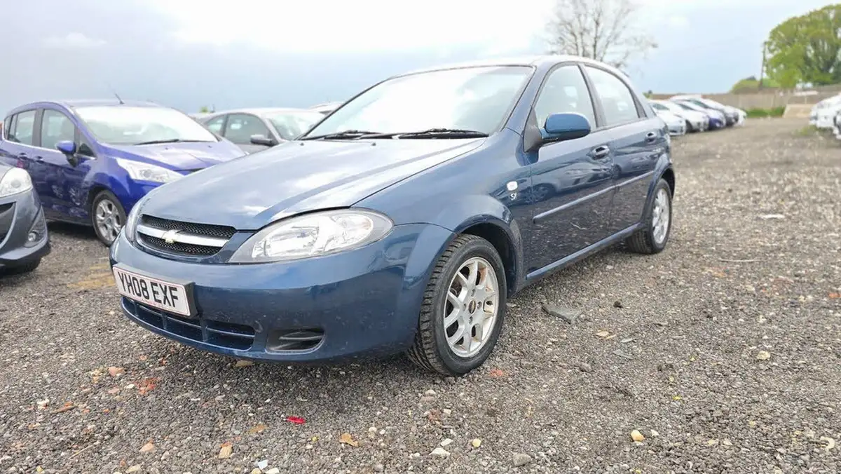 2008-chevrolet-lacetti-16-sx-hatchback-big-2