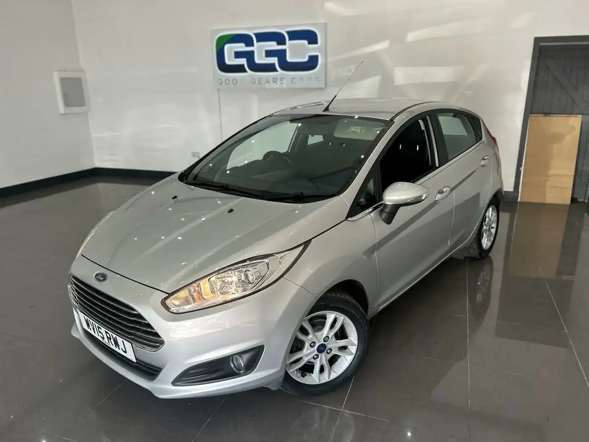 2015-ford-fiesta-10-zetec-100ps-e6-ecoboost-ss-5d-big-5