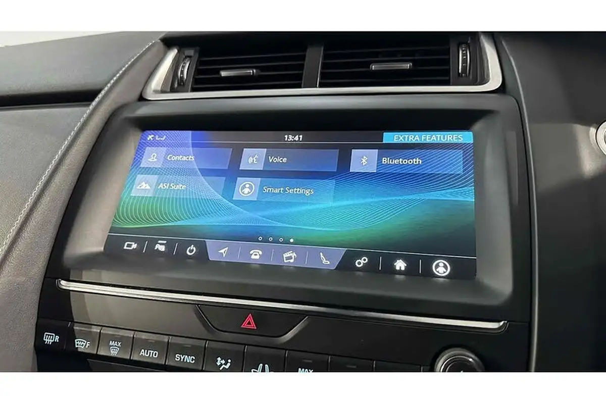 2018-jaguar-e-pace-20-i4-r-dynamic-s-200ps-big-42