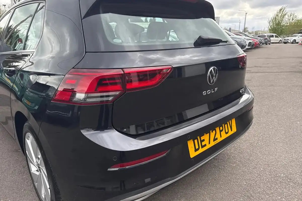 2022-volkswagen-golf-15-etsi-style-150ps-hatchback-big-7