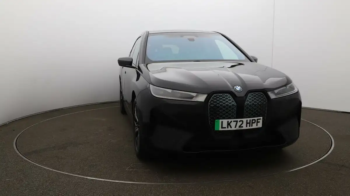 2022-bmw-ix-e-xdrive-40-m-sport-big-39