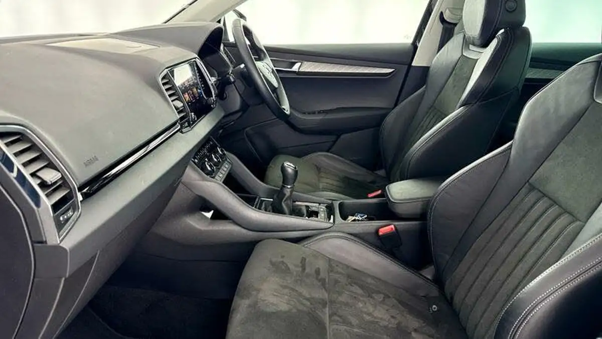 2022-skoda-karoq-10-tsi-se-l-big-36