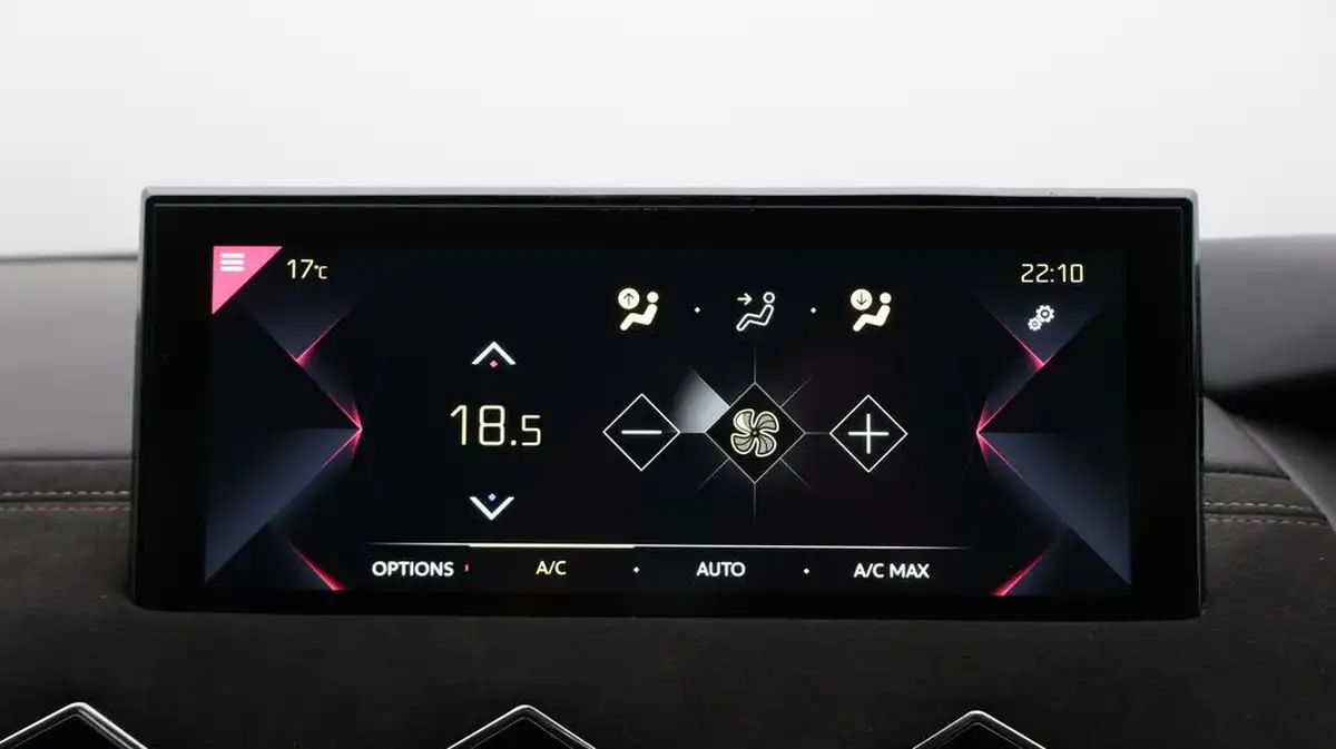2022-ds-ds-3-crossback-12-puretech-performance-line-130ps-big-12