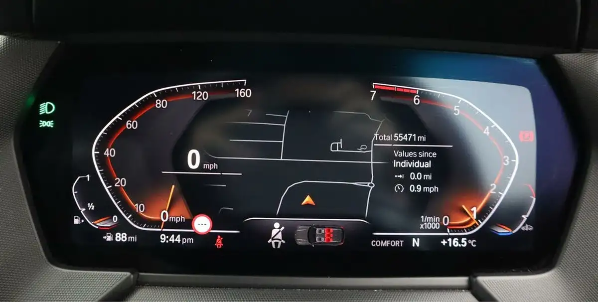 2022-bmw-1-series-15-118i-m-sport-lcp-big-10