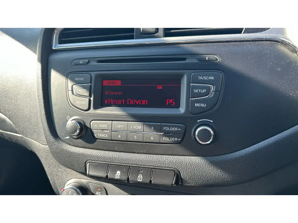 2017-kia-pro-ceed-16-gdi-2-big-11