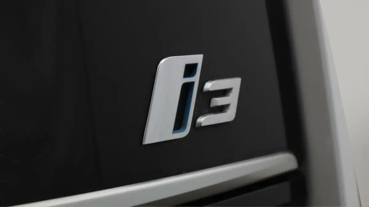 2018-bmw-i3-e-94-ah-big-23
