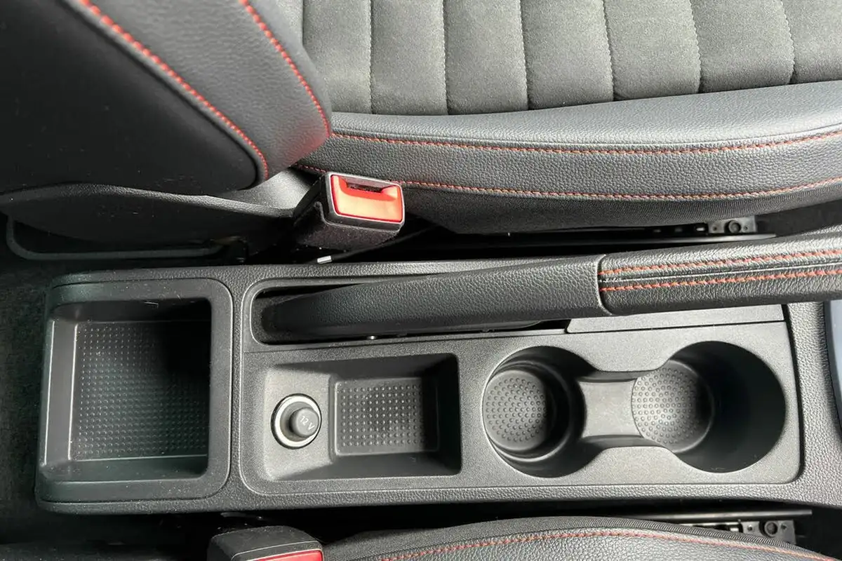 2021-seat-arona-10-tsi-fr-sport-110ps-big-37