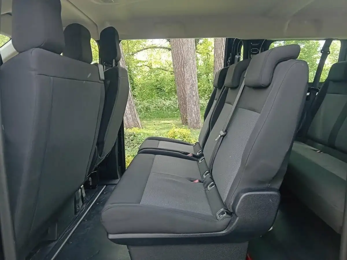 2023-vauxhall-vivaro-life-e-combi-l-big-11