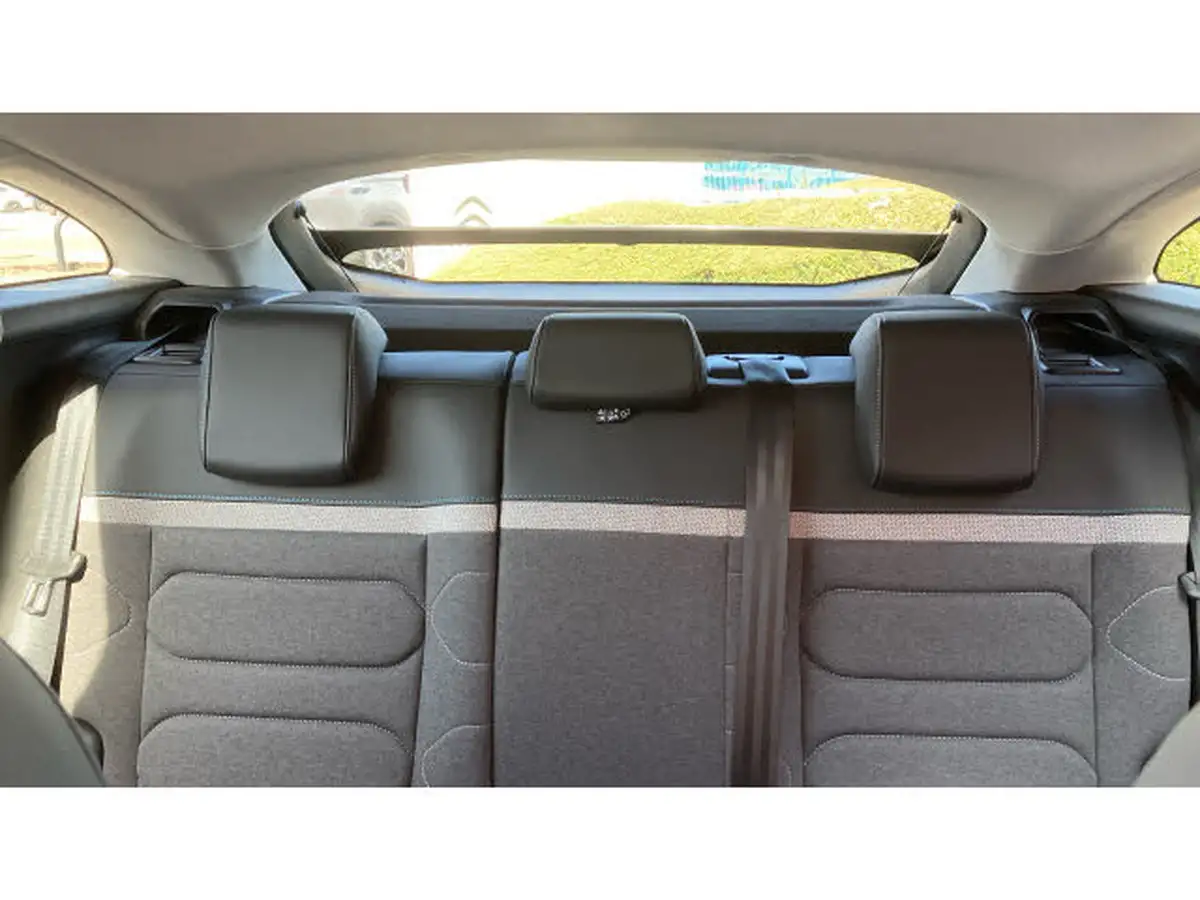 2023-citroen-c4-12-puretech-c-series-edition-big-14