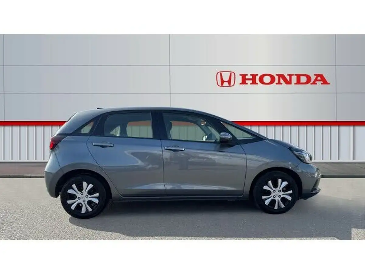 2022-honda-jazz-15-i-mmd-sr-109ps-big-4