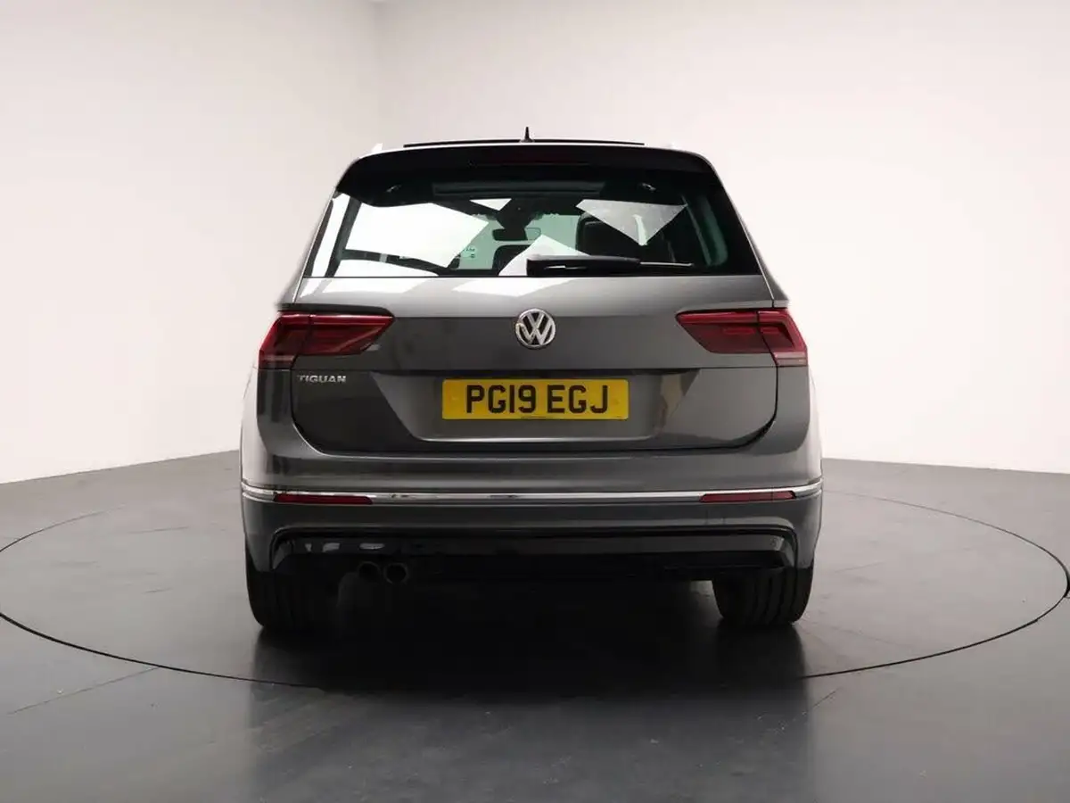 2019-volkswagen-tiguan-20tdi-r-line-tech-150ps-dsg-big-10