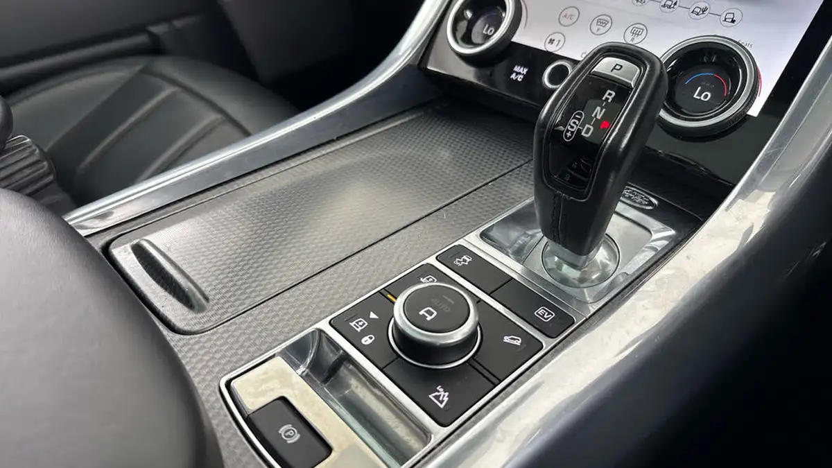 2020-land-rover-range-rover-sport-20-p400e-hse-dynamic-big-15