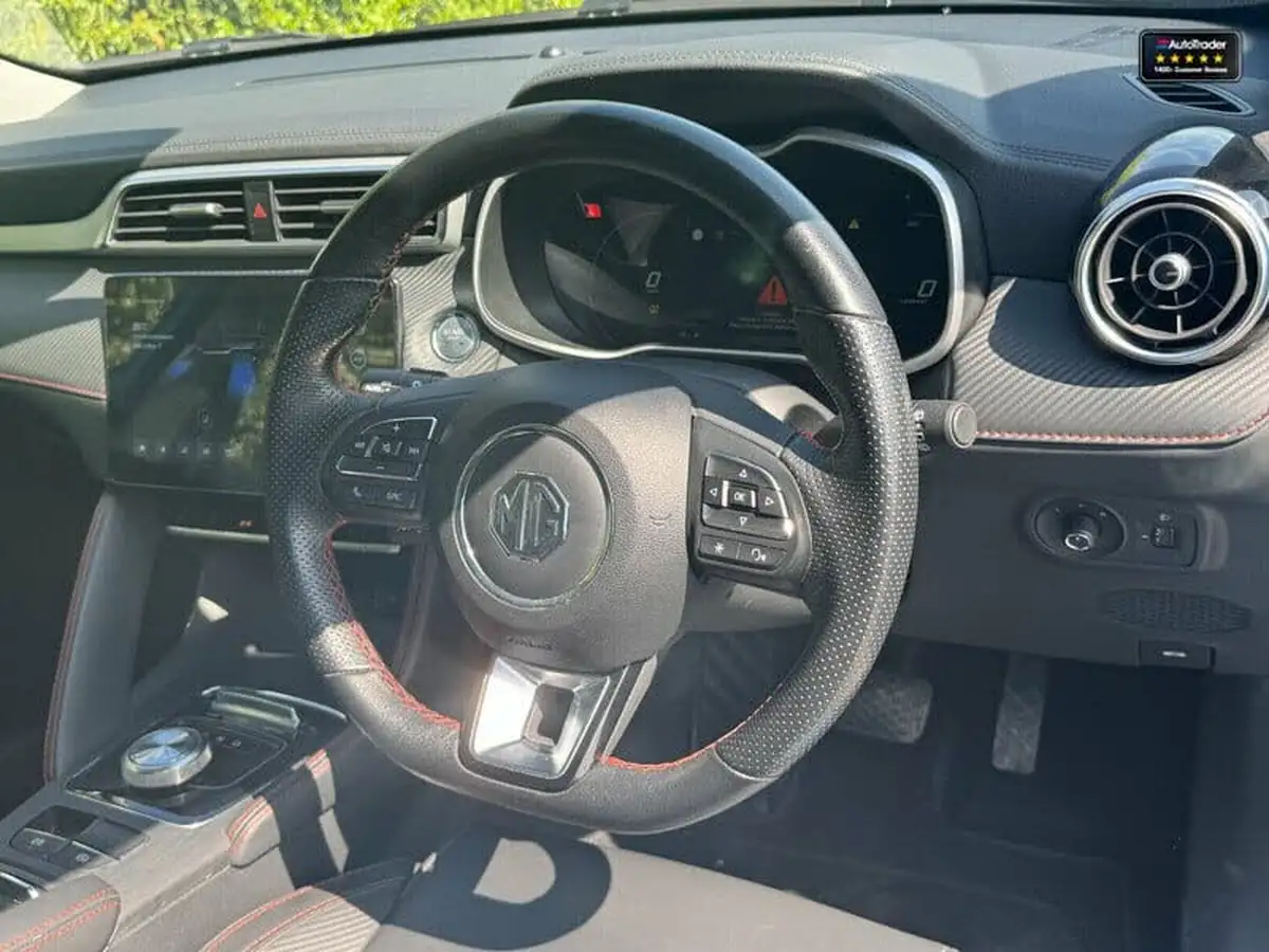 2022-mg-zs-suv-e-trophy-connect-ev-156ps-long-range-big-10
