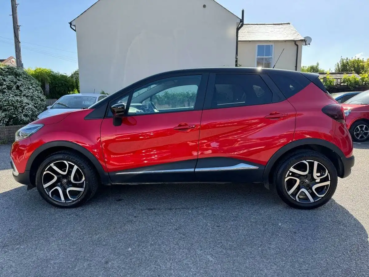 2019-renault-captur-09-tce-iconic-big-6