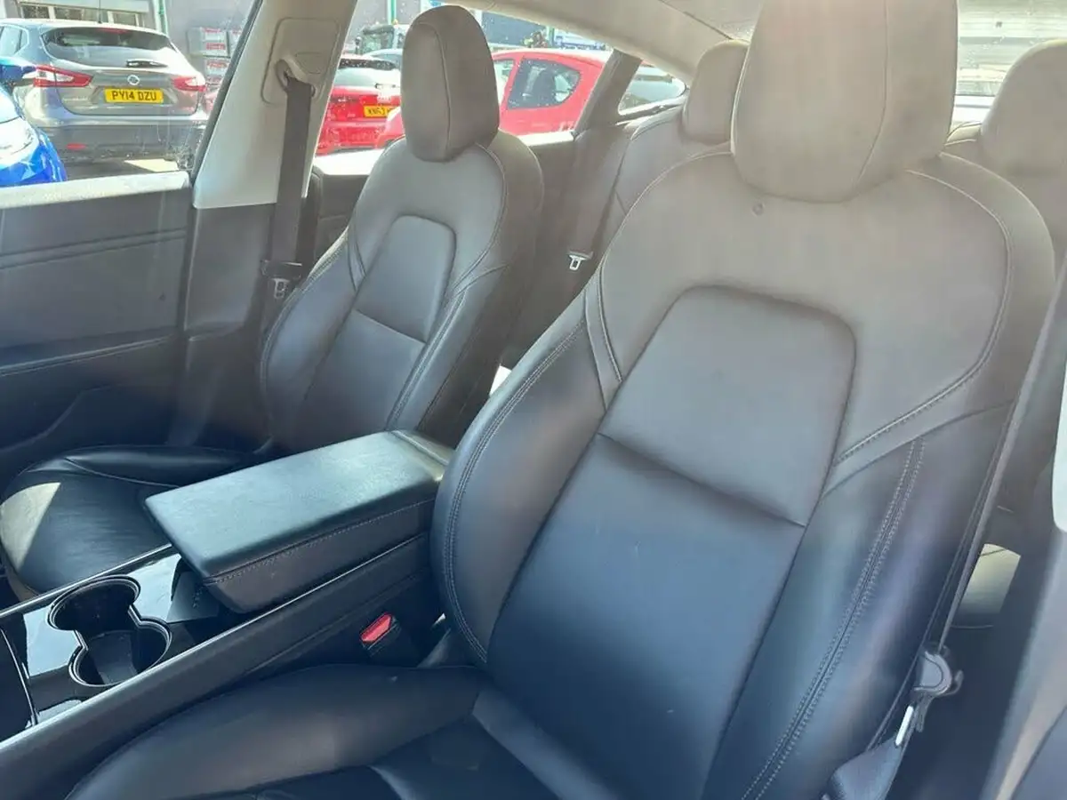 2020-tesla-model-3-e-long-range-big-7