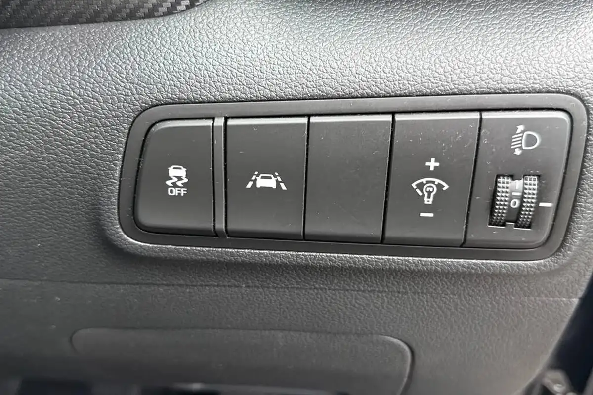 2021-hyundai-tucson-16crdi-se-nav-115ps-big-32