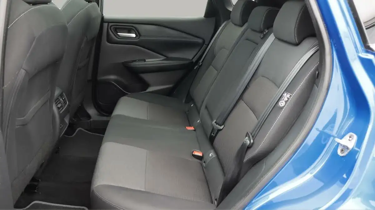 2022-nissan-qashqai-13-dig-t-n-connecta-140ps-big-16