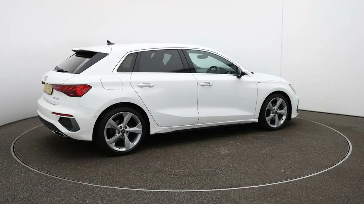 2022-audi-a3-15-35-tfsi-s-line-sportback-5d-tronic-big-46