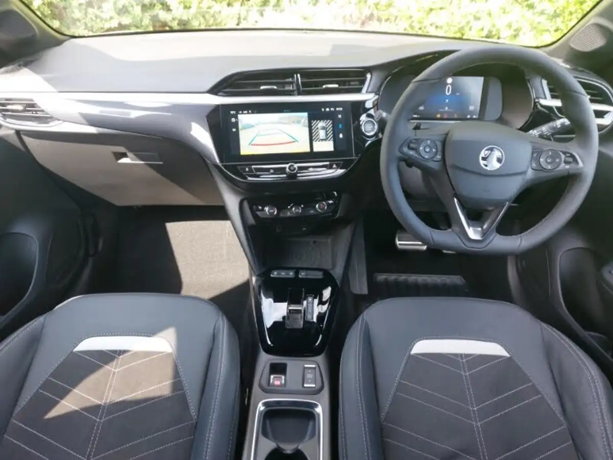 2024-vauxhall-corsa-12-turbo-ultimate-130ps-auto-big-2
