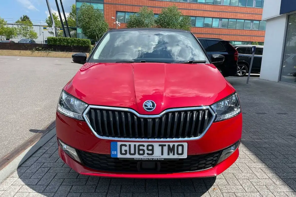 2019-skoda-fabia-10-tsi-colour-edition-big-8