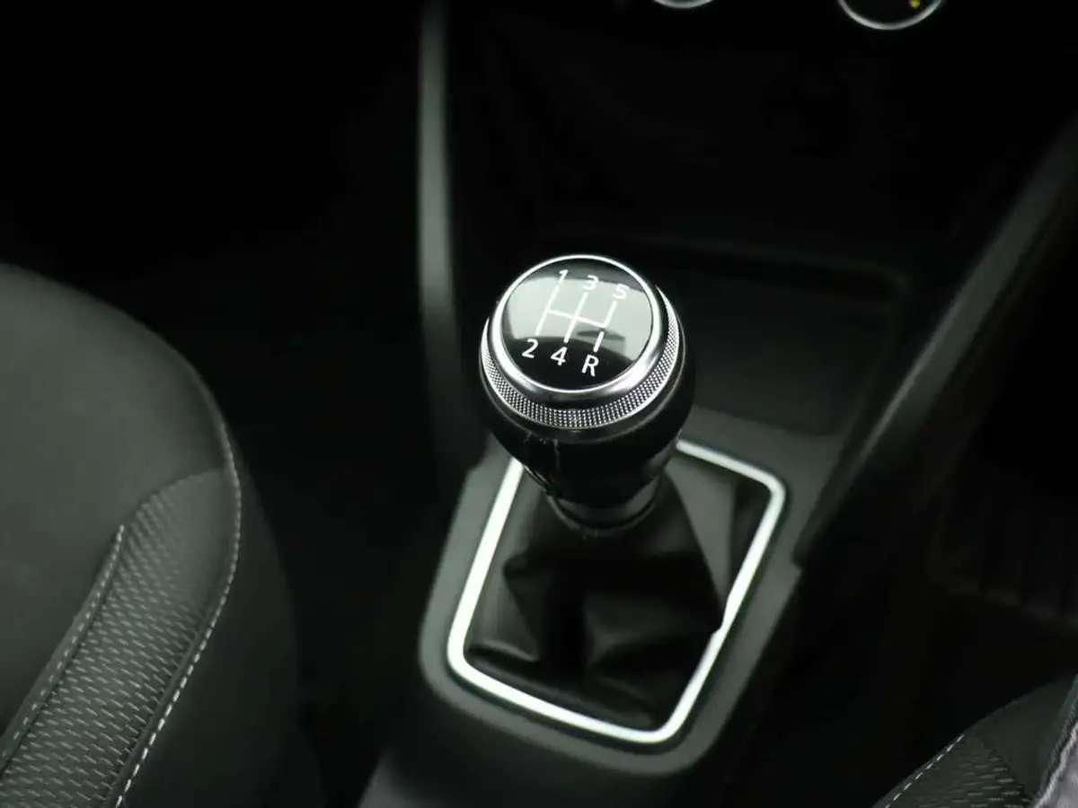 2019-dacia-duster-16-sce-comfort-big-28