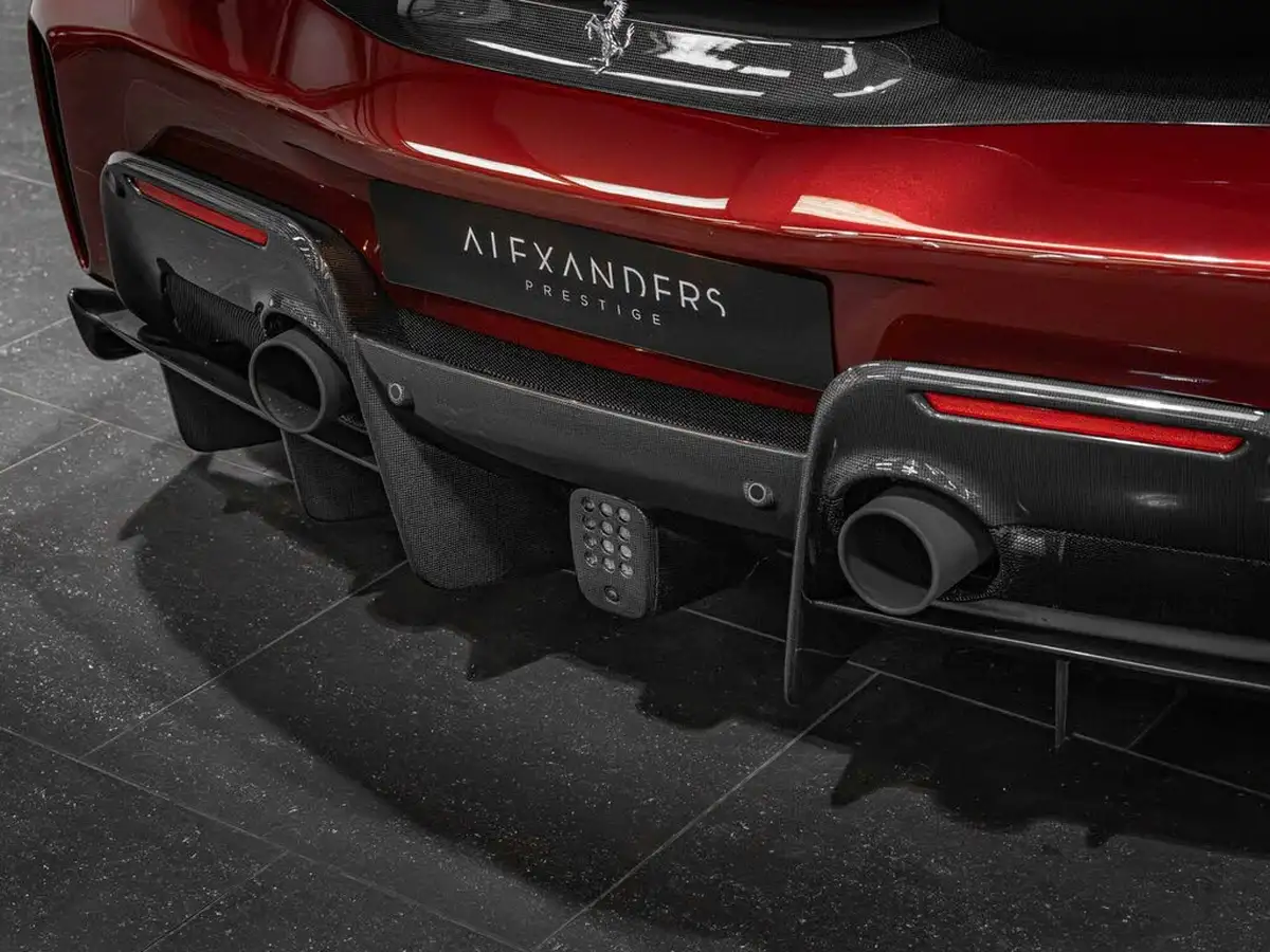 2020-ferrari-488-39-488-spider-big-44