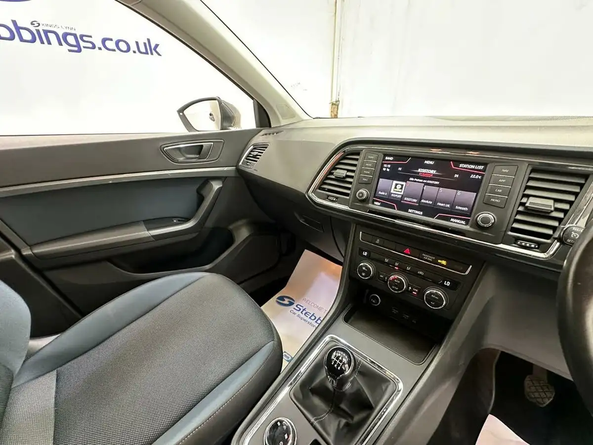 2017-seat-ateca-16tdi-se-technology-big-18