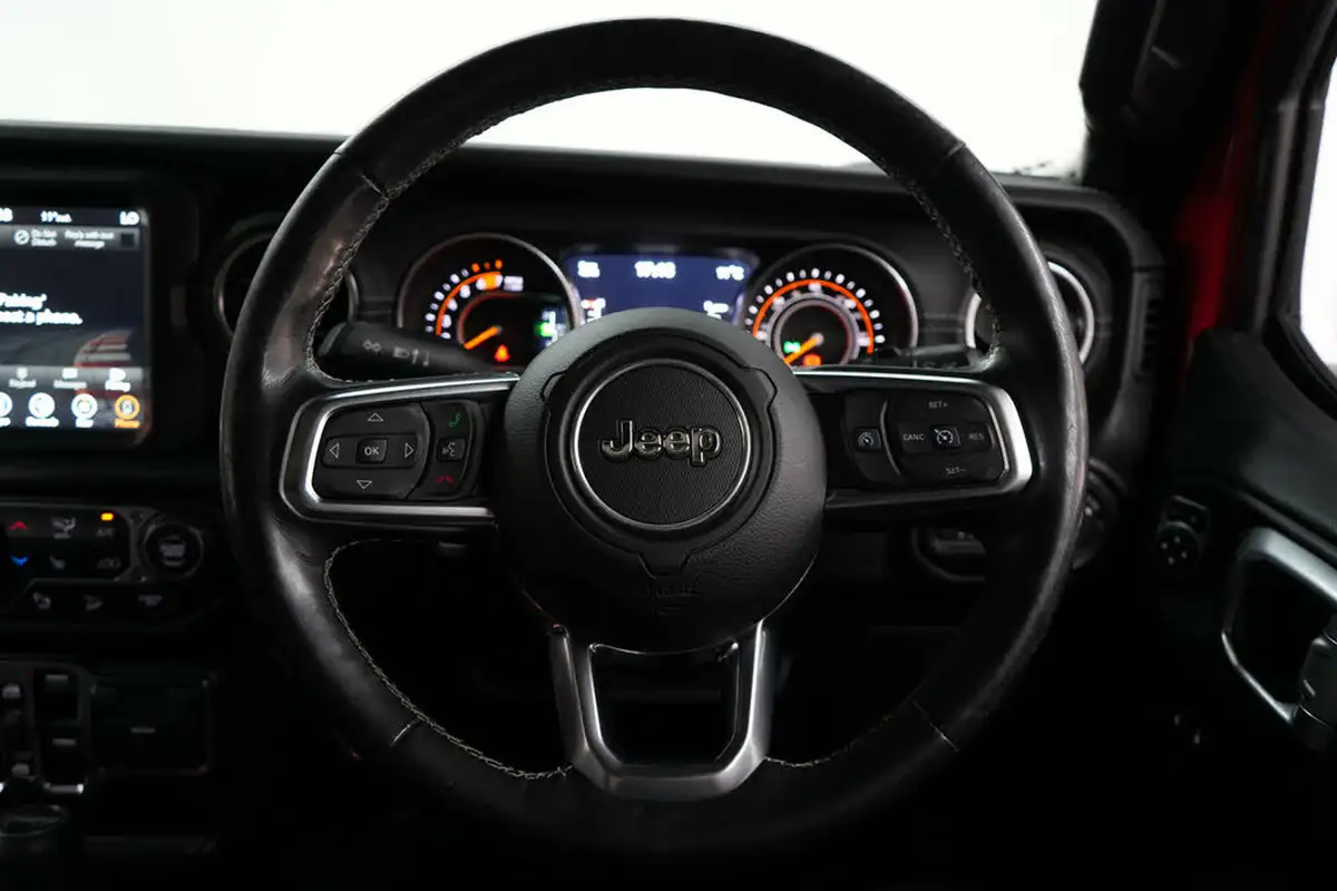 2019-jeep-wrangler-20-gme-overland-hard-5d-big-49