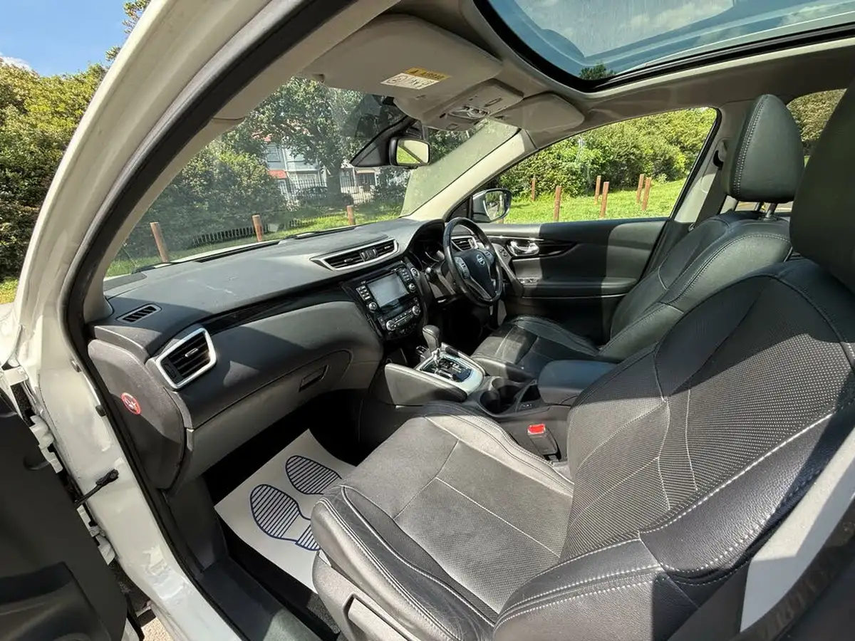 2017-nissan-qashqai-12-dig-t-tekna-xtronic-cvt-big-20