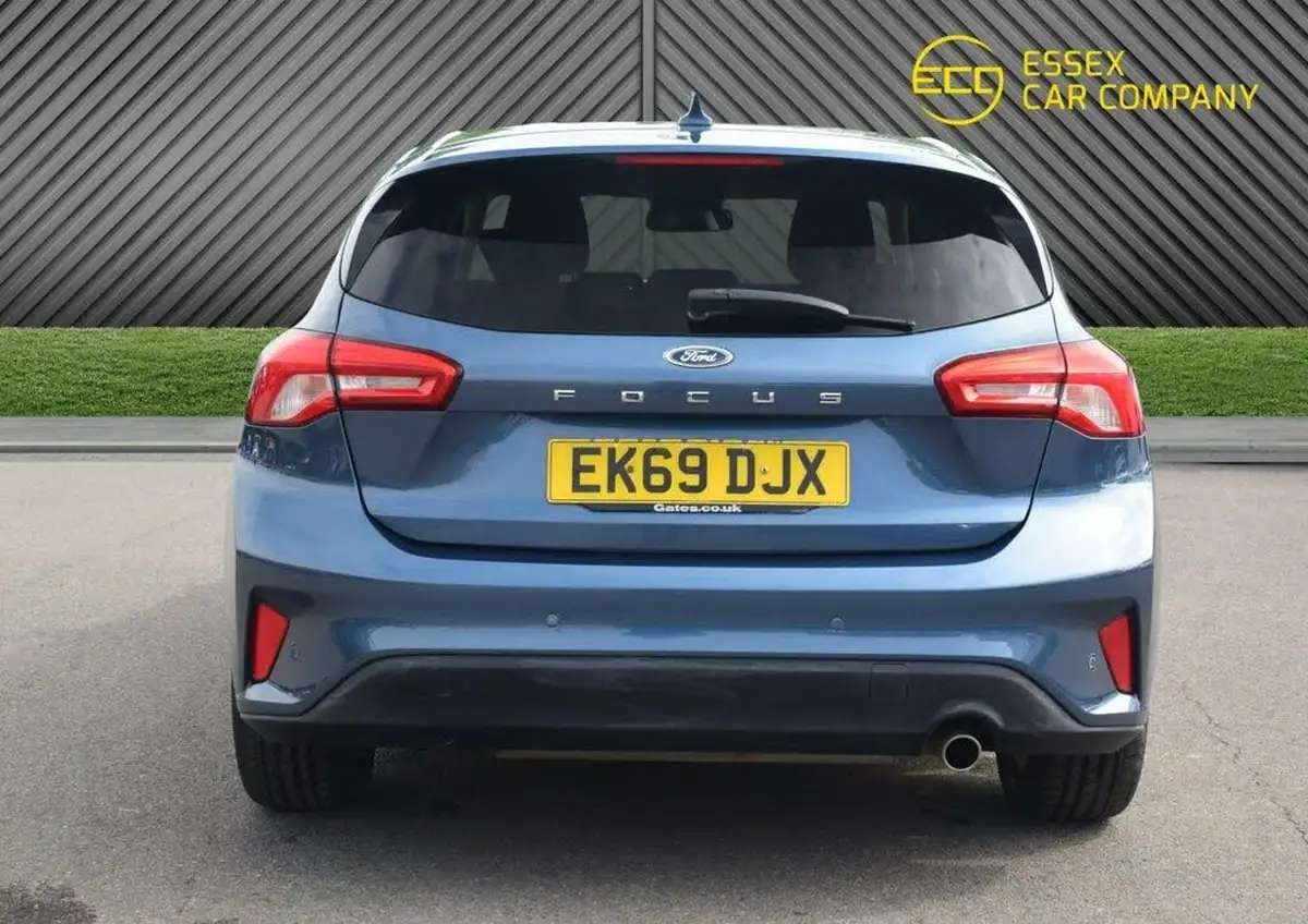 2019-ford-focus-10t-titanium-x-hatchback-big-11
