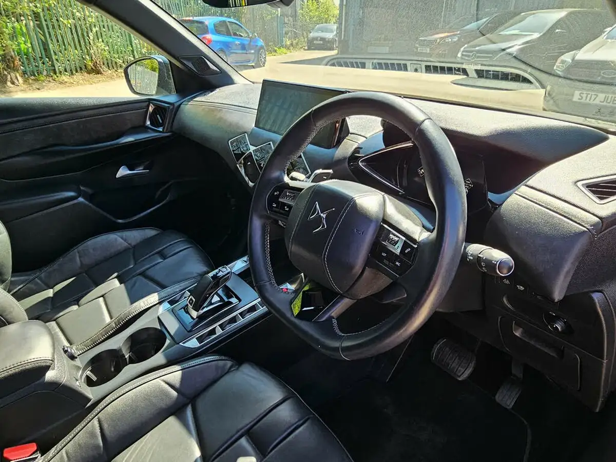 2021-ds-ds-3-crossback-12-puretech-ultra-prestige-130ps-big-15
