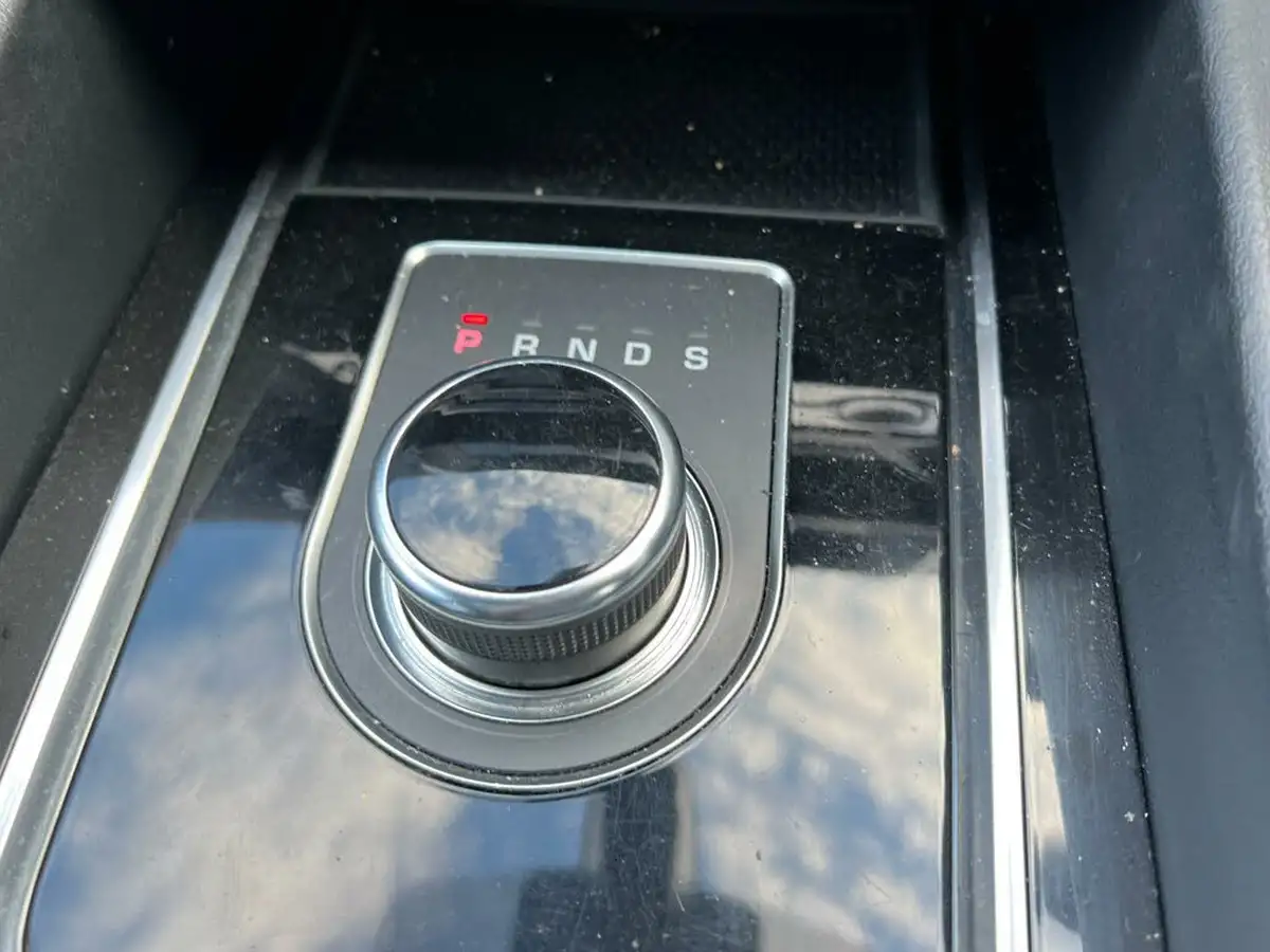 2019-jaguar-f-pace-20-i4d-portfolio-180ps-ss-auto-big-20