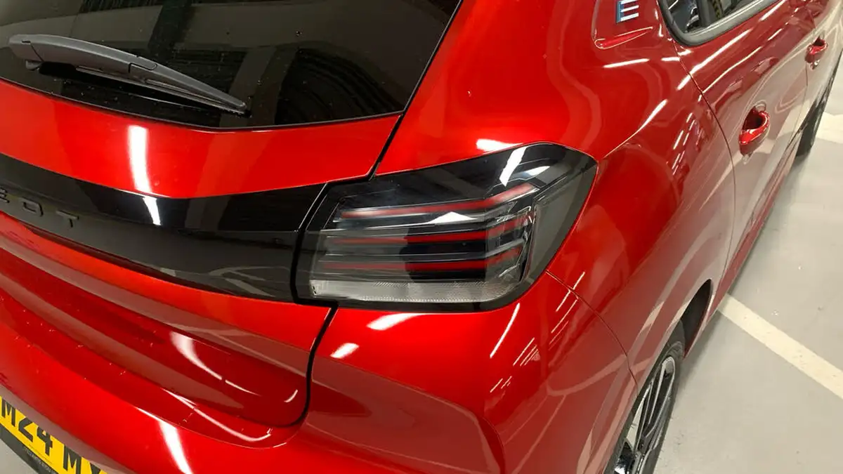2024-peugeot-208-e-e-style-big-42