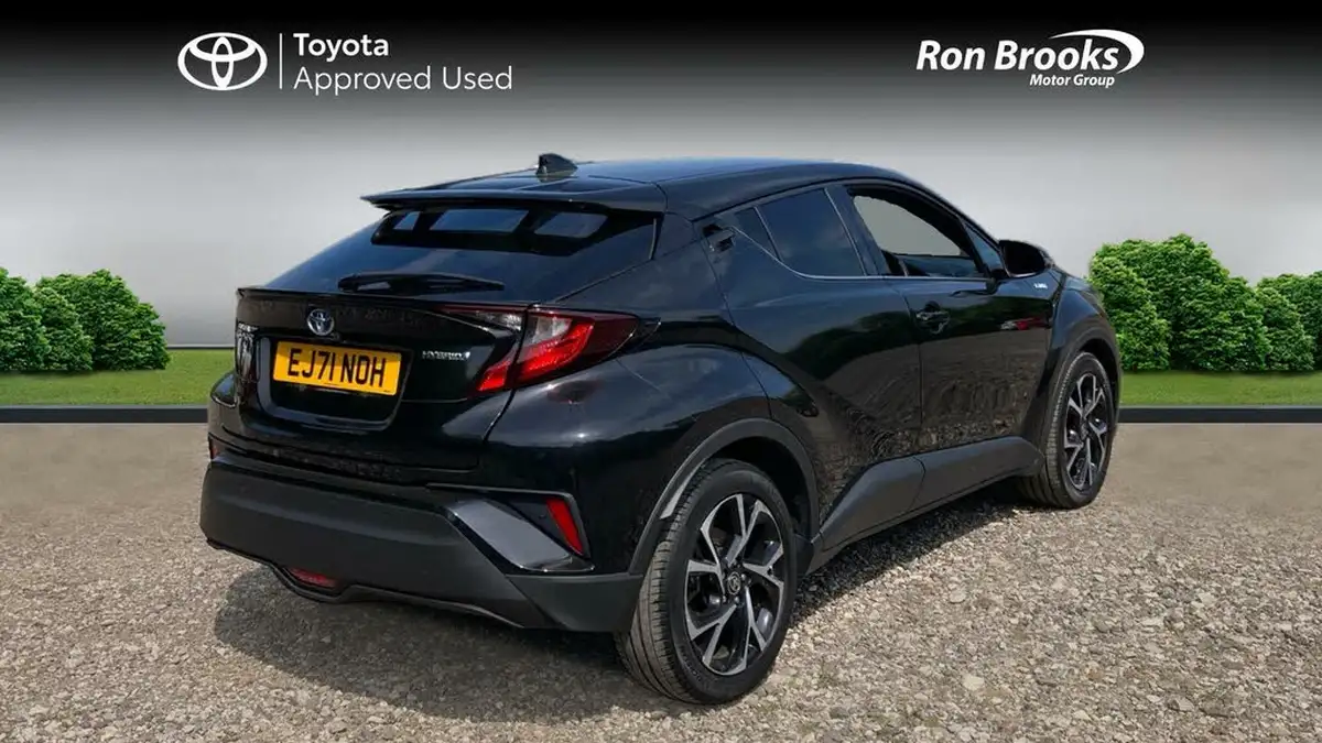 2022-toyota-c-hr-18-vvt-i-design-big-1