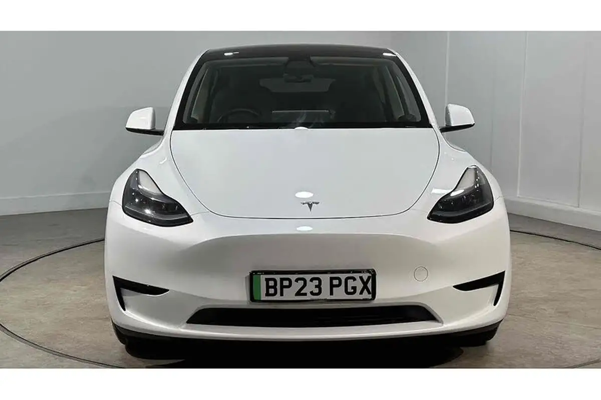 2023-tesla-model-y-e-rwd-big-2