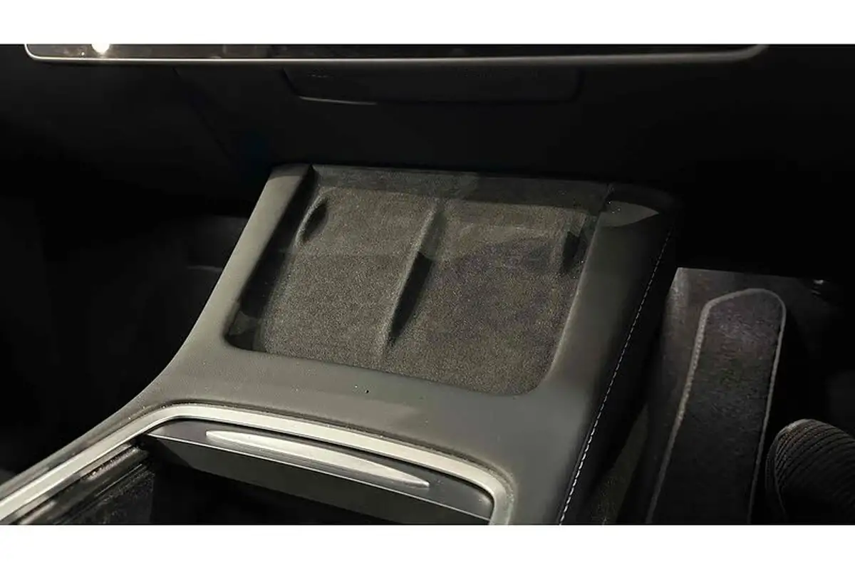 2023-tesla-model-y-e-rwd-big-50