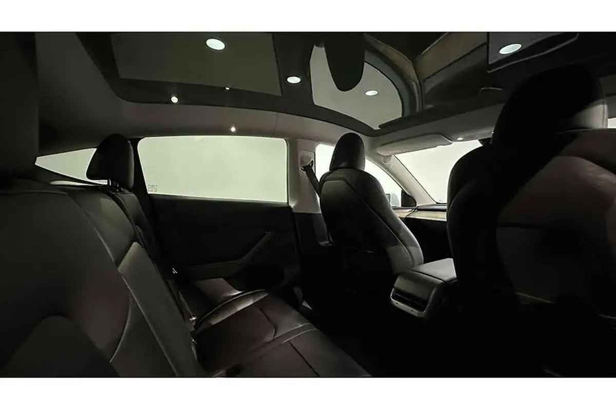 2023-tesla-model-y-e-rwd-big-26