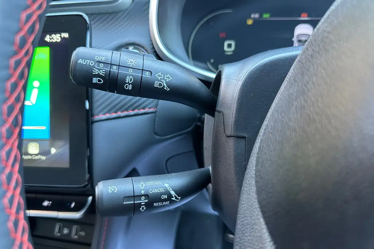 2023-mg-zs-suv-10t-gdi-exclusive-auto-big-34