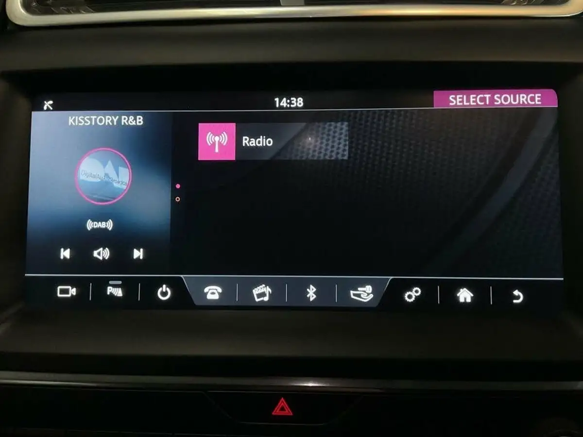 2019-jaguar-e-pace-20-i4d-r-dynamic-150ps-big-47