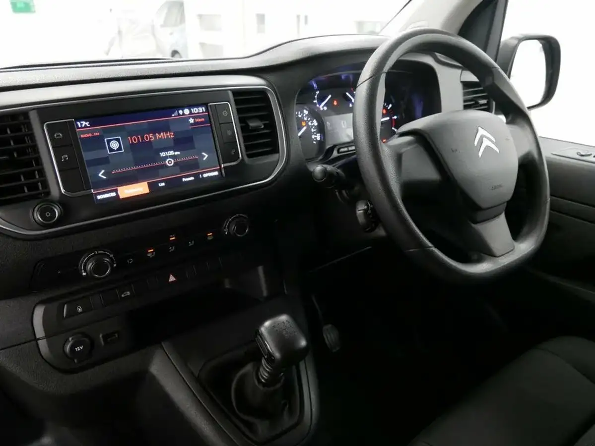 2023-citroen-dispatch-20bluehdi-enterprise-edition-xl-145pseu6d-1400-panel-big-4