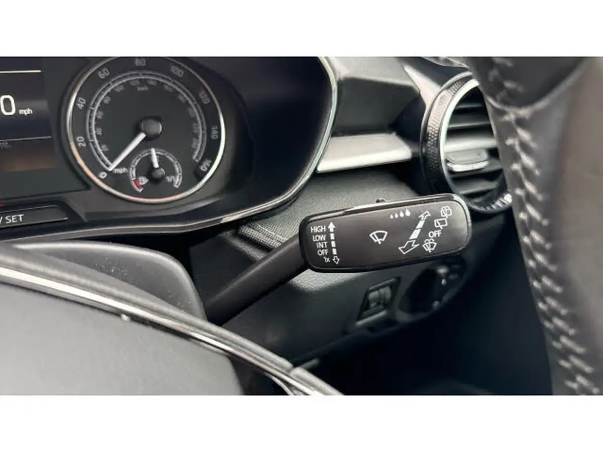 2022-skoda-fabia-10-tsi-se-l-109ps-hatchback-big-38