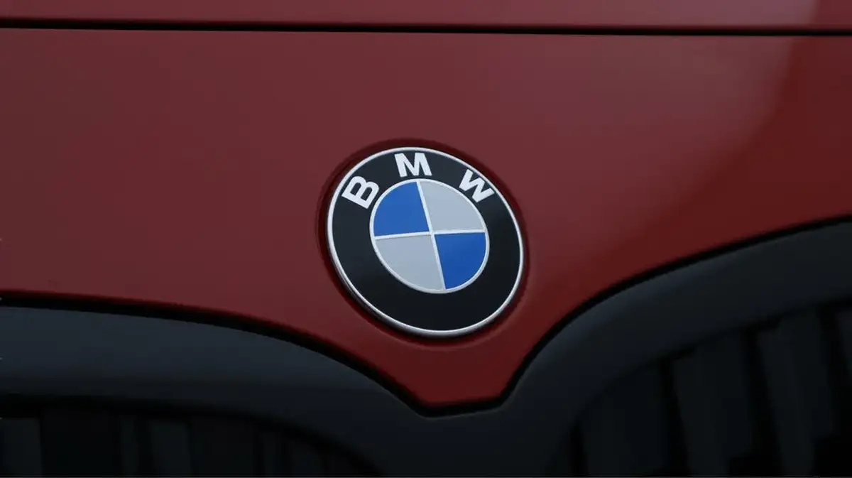 2021-bmw-1-series-20td-118d-m-sport-lcp-big-23
