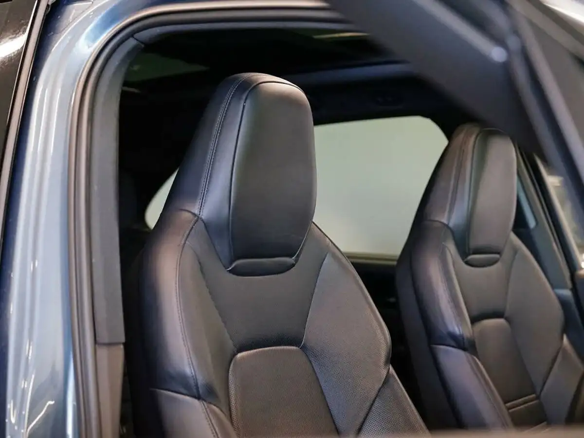2019-porsche-cayenne-30-v6-coupe-big-8