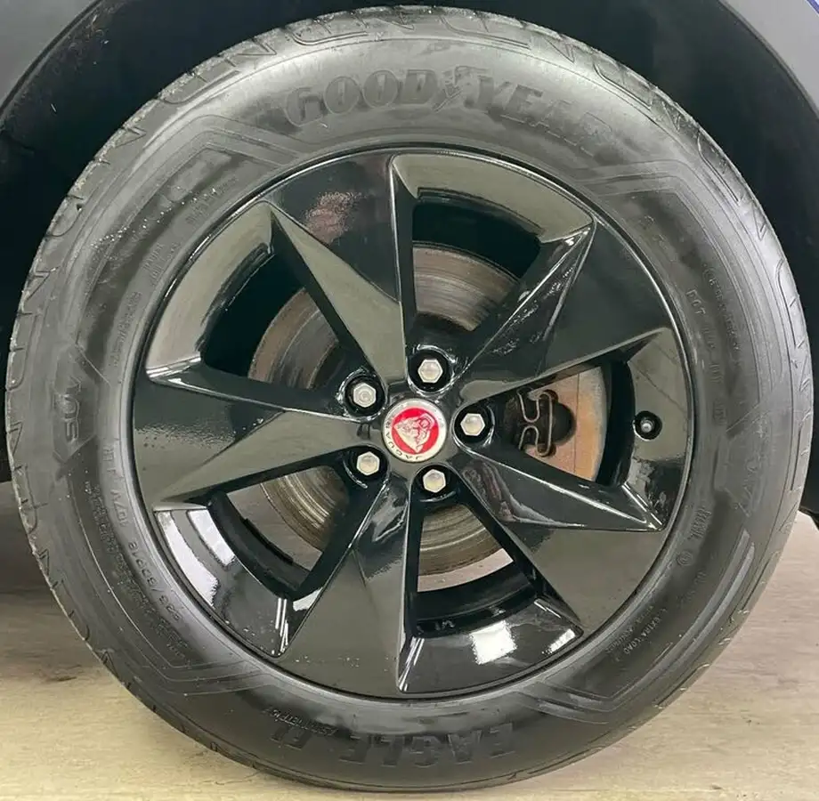 2019-jaguar-e-pace-20-i4d-r-dynamic-s-150ps-big-16