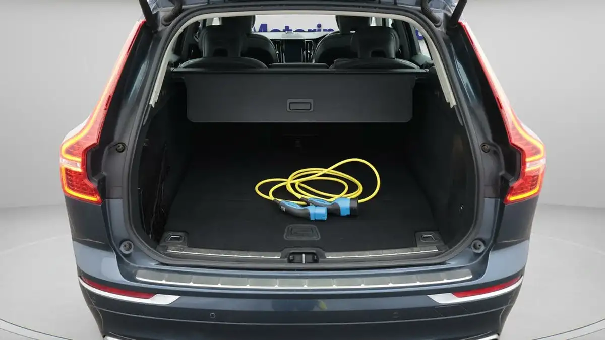 2018-volvo-xc60-20-t8-inscription-big-17