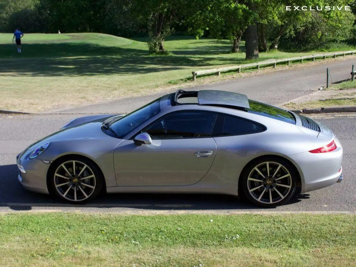 2014-porsche-911-34-carrera-coupe-pdk-big-34