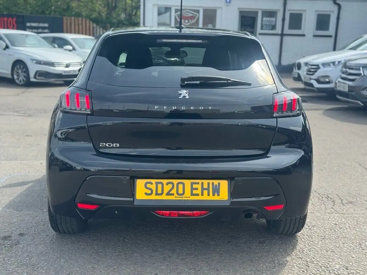2020-peugeot-208-12-puretech-allure-100bhp-eat8-big-5