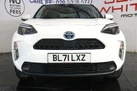 2022-toyota-yaris-cross-15-vvt-i-icon-small-10