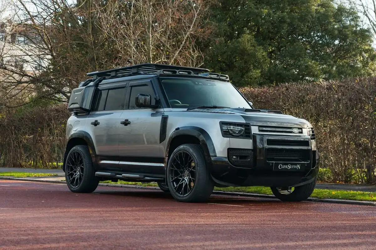 2021-land-rover-110-defender-30-d250-hse-big-0