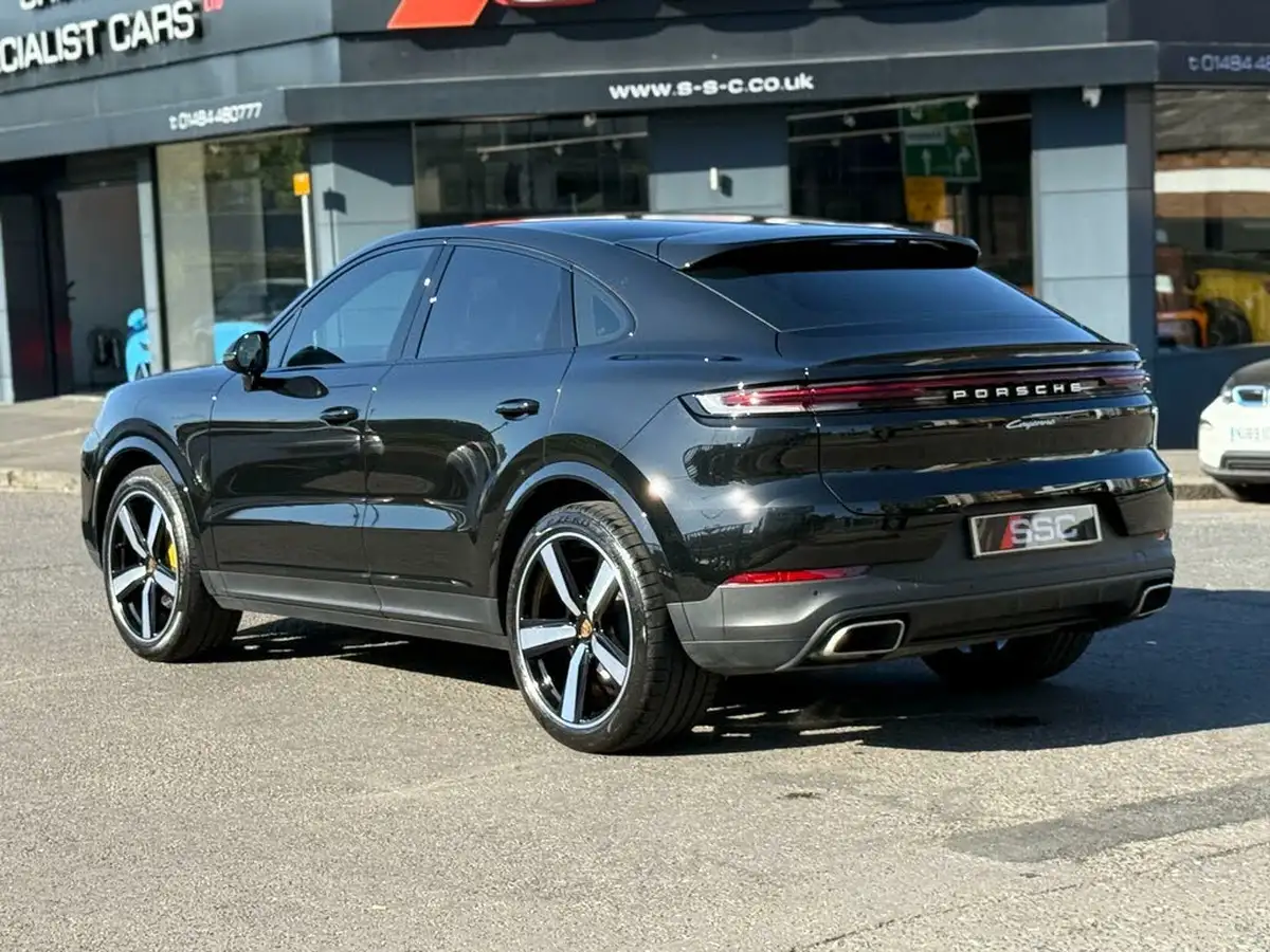 2024-porsche-cayenne-30-v6-353ps-coupe-big-8